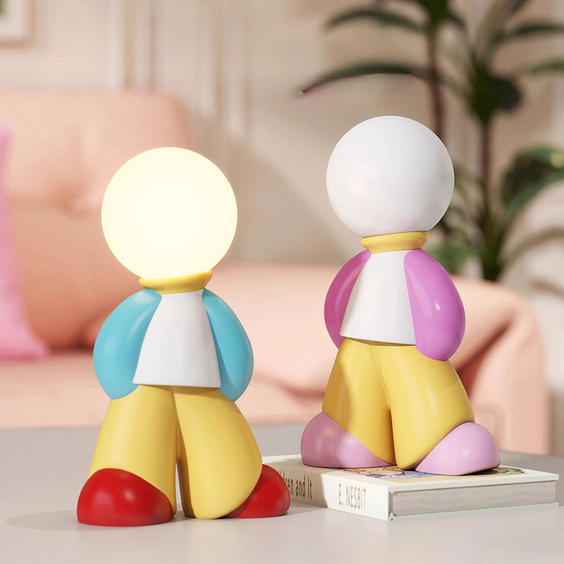 Resin Art Anniversary Gift - Dopamine Creative Character Statue Art Ornament