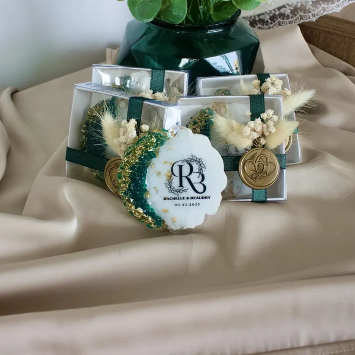 Personalized Wedding Epoxy Mag - Resin Art Design For Wedding review and price